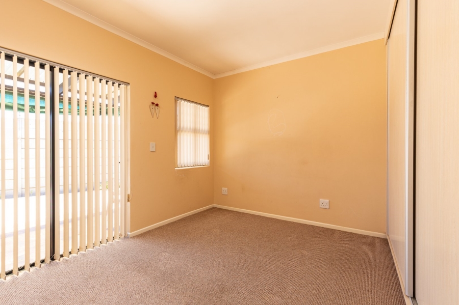 2 Bedroom Property for Sale in Velddrif Western Cape